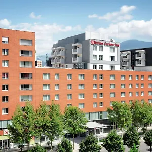 **** Ξενοδοχείο Hilton Garden Αλβανία