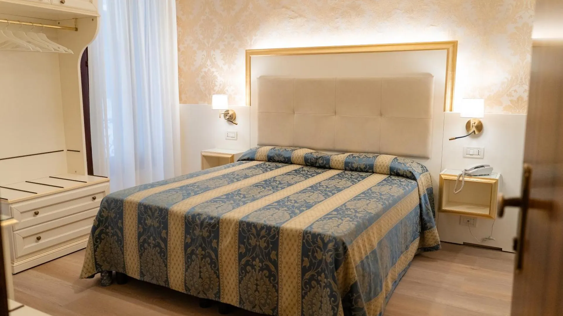 Hotel Tivoli Venice