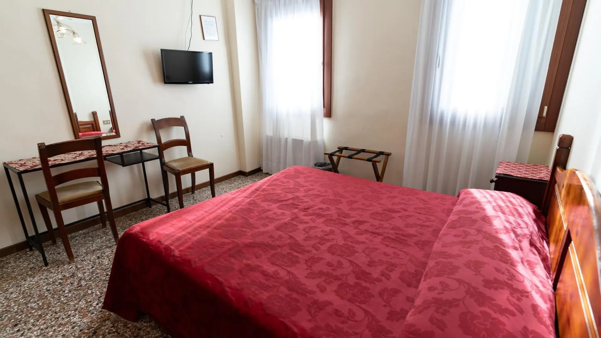 Hotel Tivoli Venice